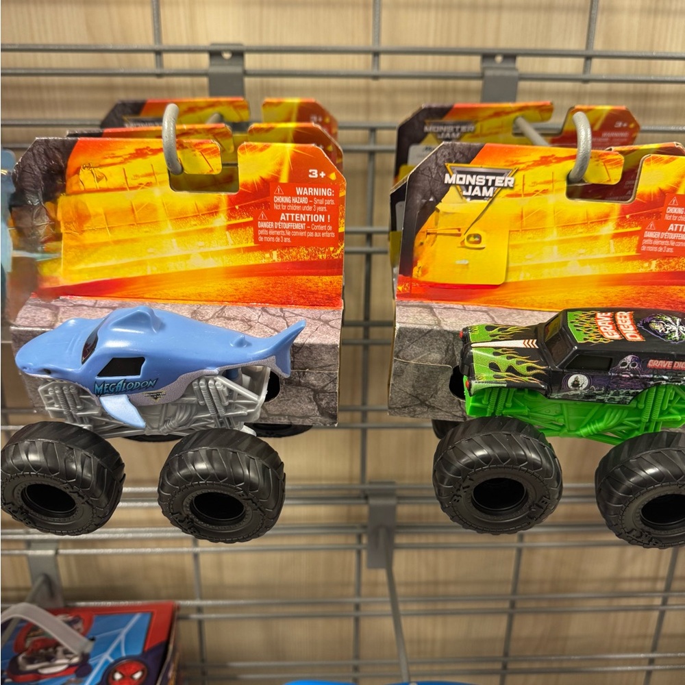 Monster Jam Truck Set